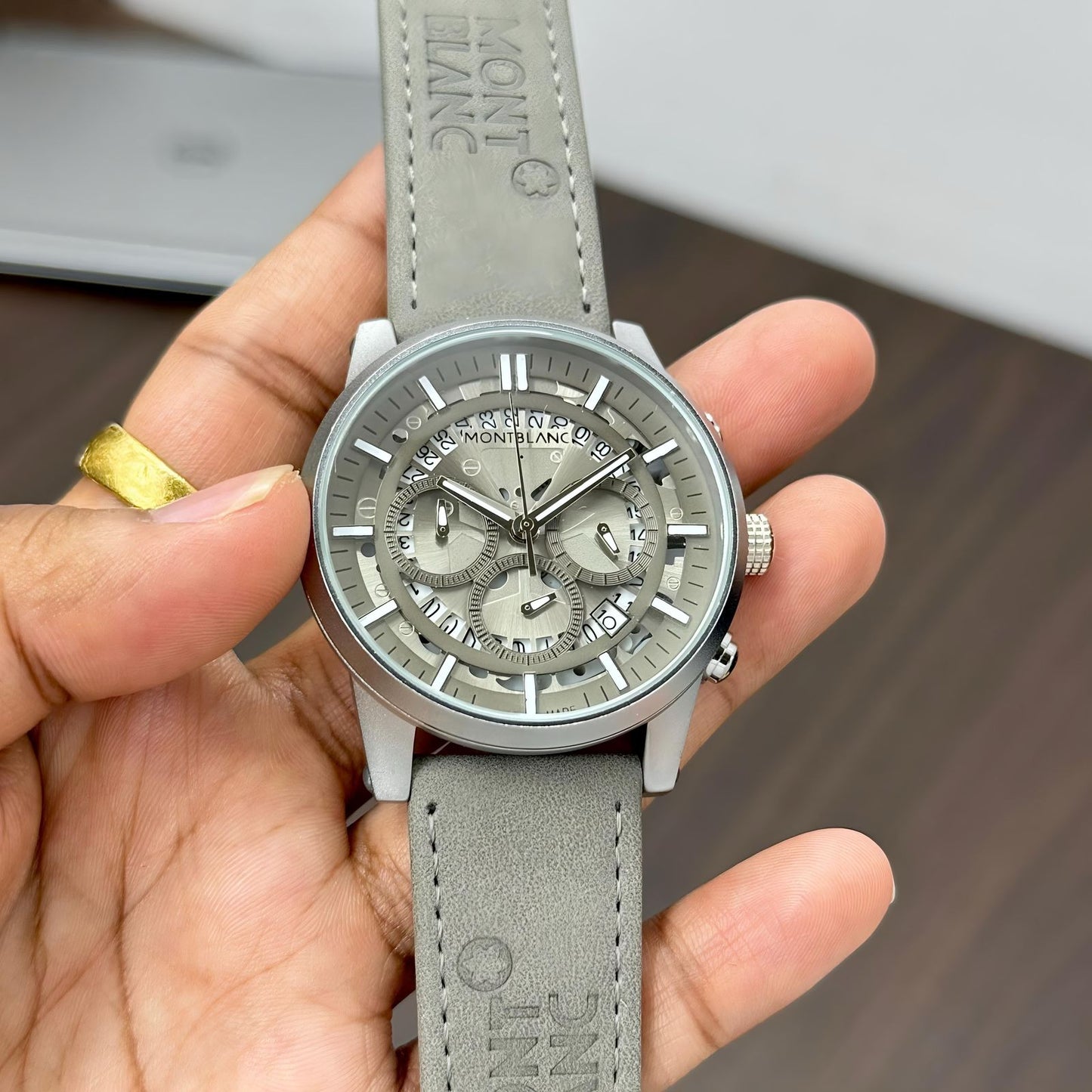 Amazing MB Semi Casual Men's watch