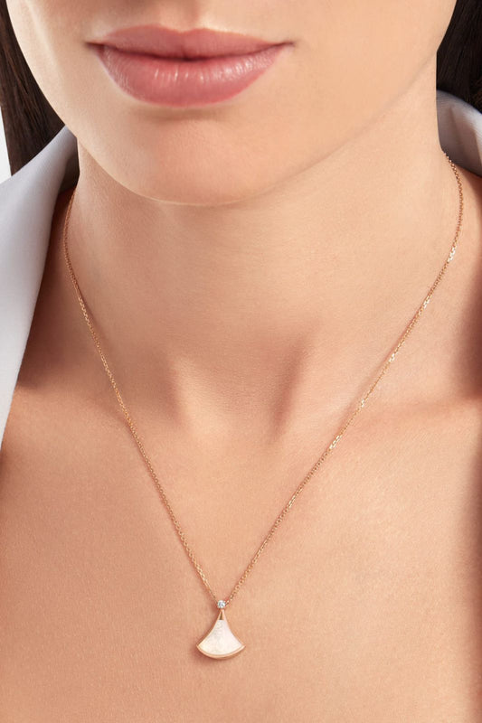 Amazing Bvgari Dream Necklace