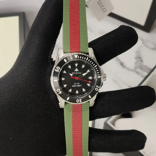 Luxury Unisex Premium Dive Watch – Black Dial Edition