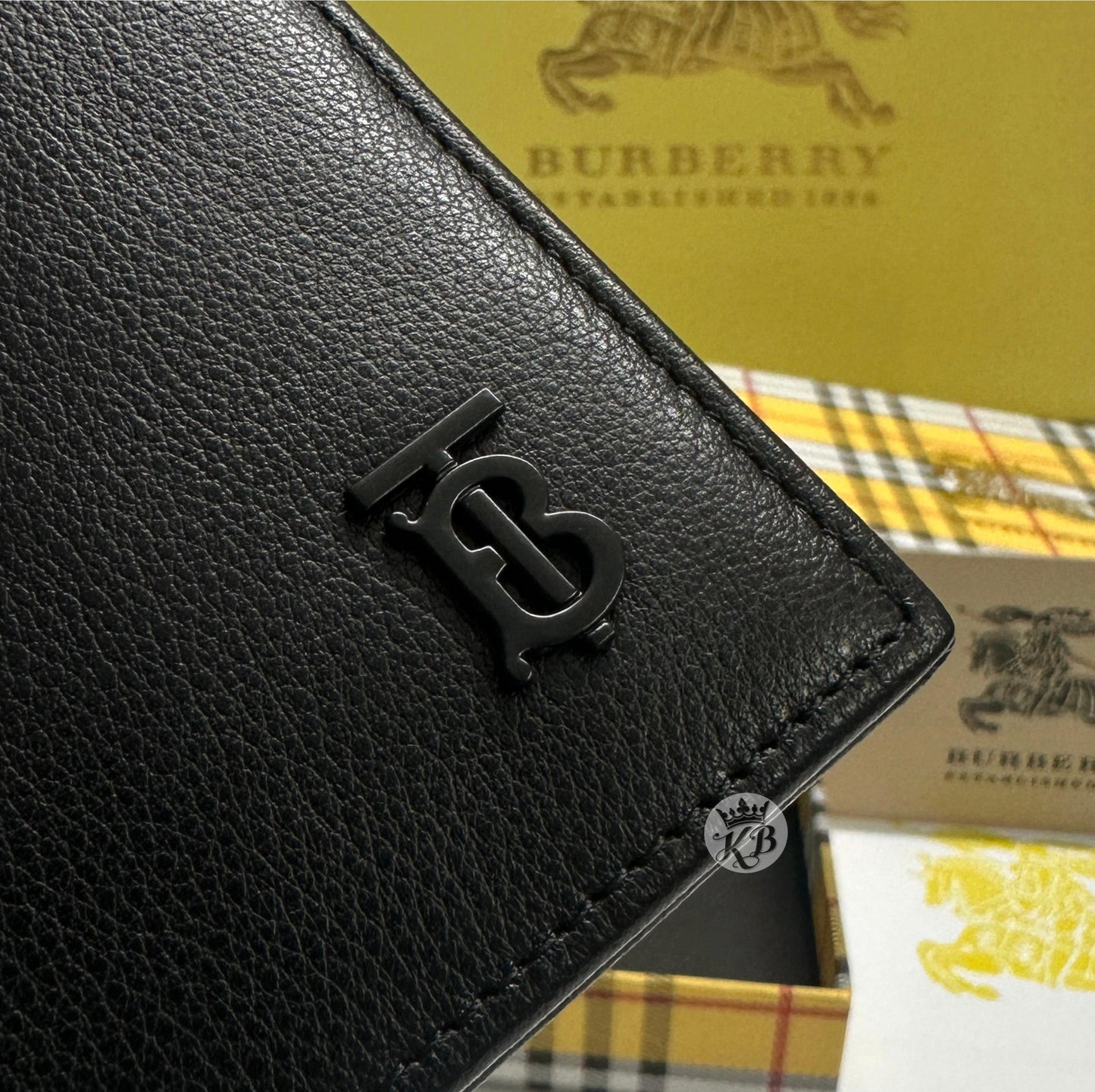 AMAZING TB LOGO GRAIN LEATHER WALLET