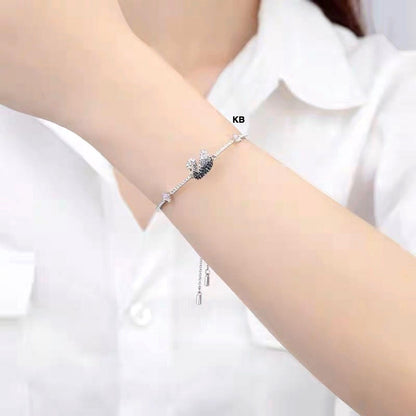 Amazing Iconic Luxury Swan Women's Bracelet