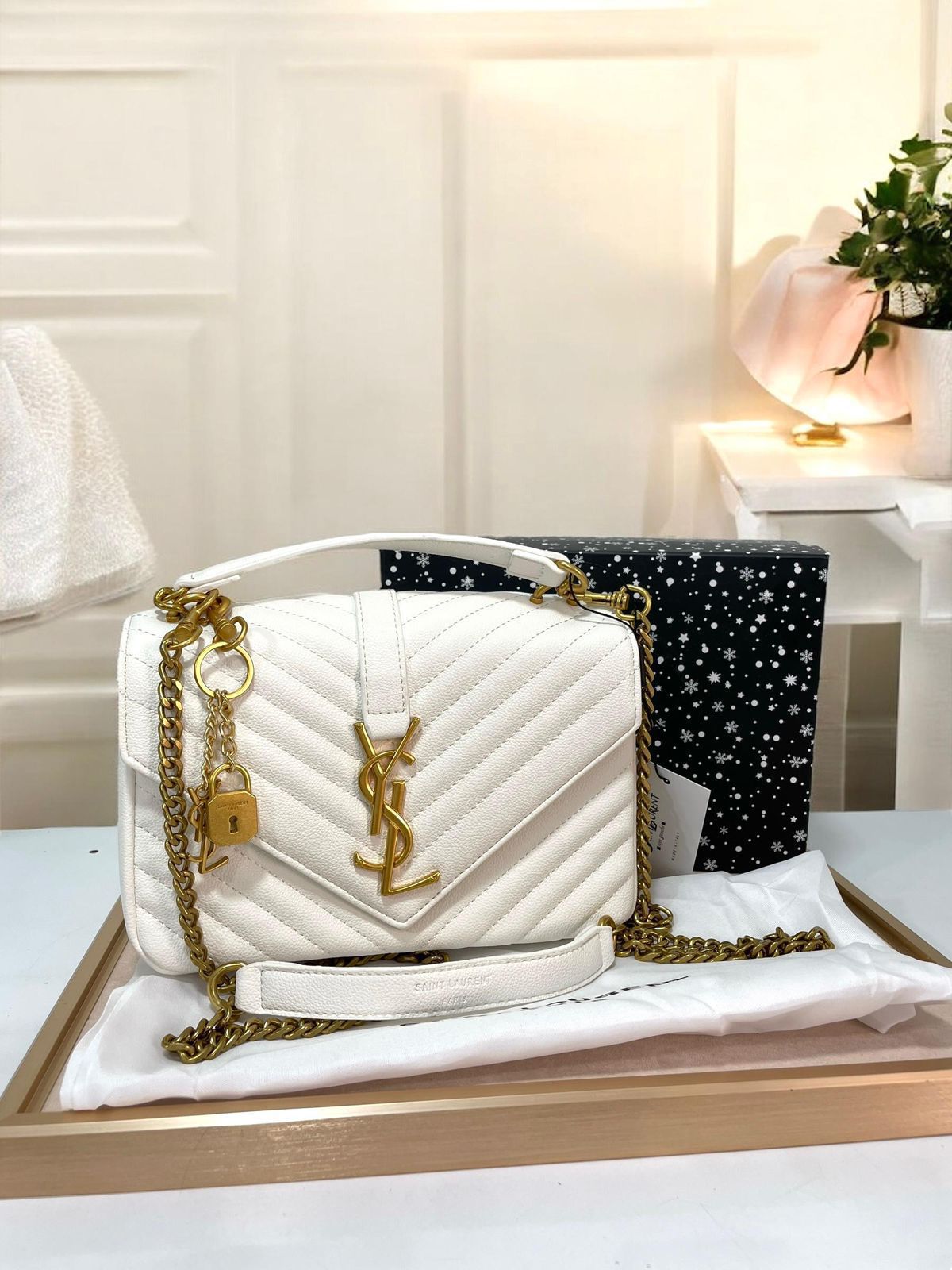 Amazing YSL Medium Shoulder Bag