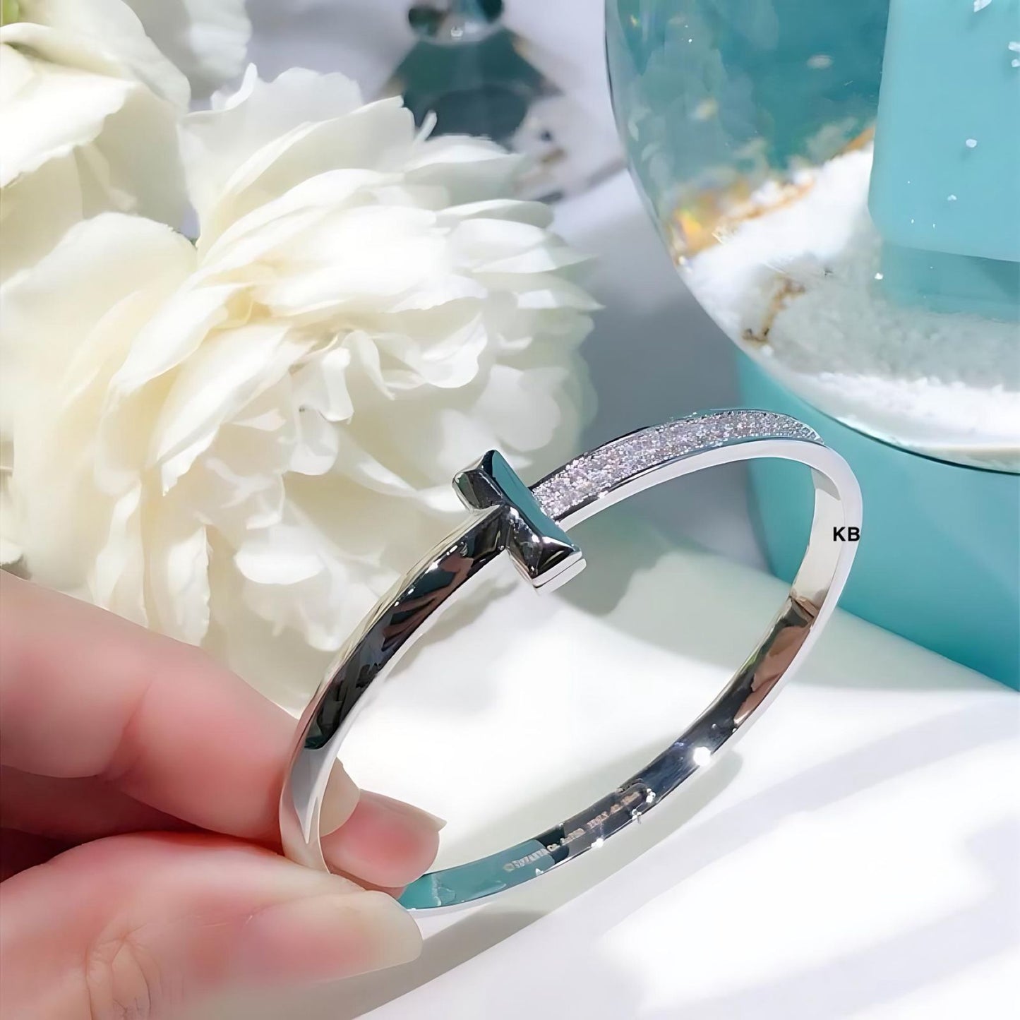 Amazing Tiffany Hinged Bangle
