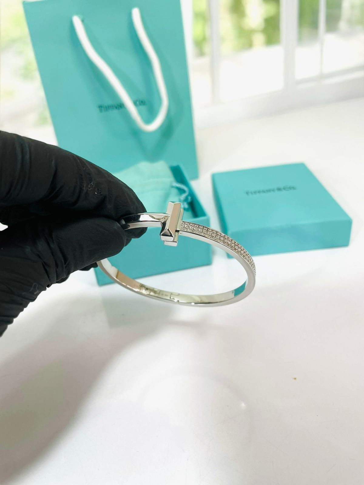 Amazing Tiffany Hinged Bangle