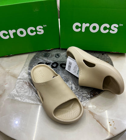 Amazing Crocs Mellow Men's Slides