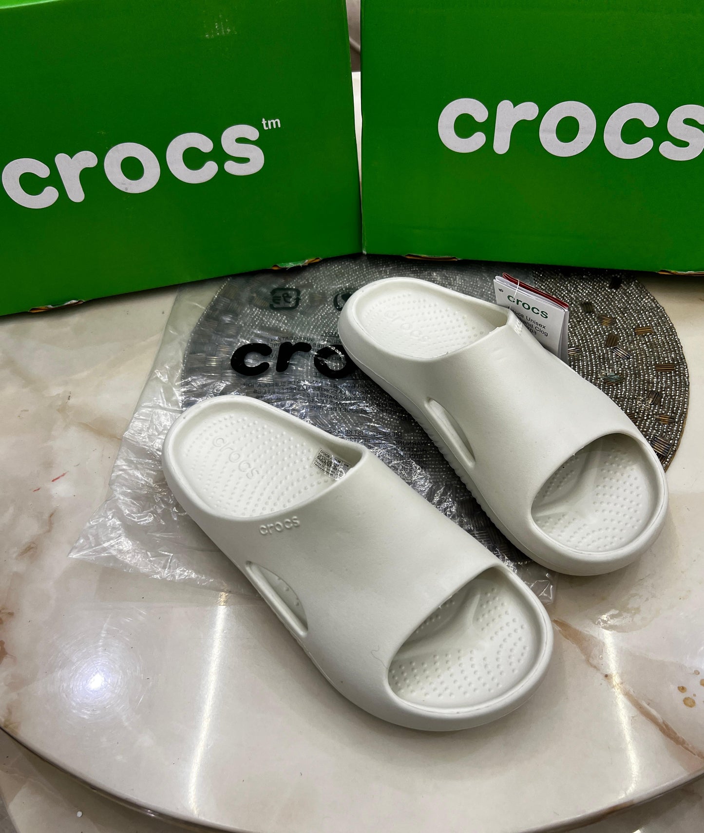Amazing Crocs Mellow Men's Slides
