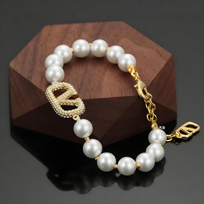 Amazing v logo Signature Bracelet