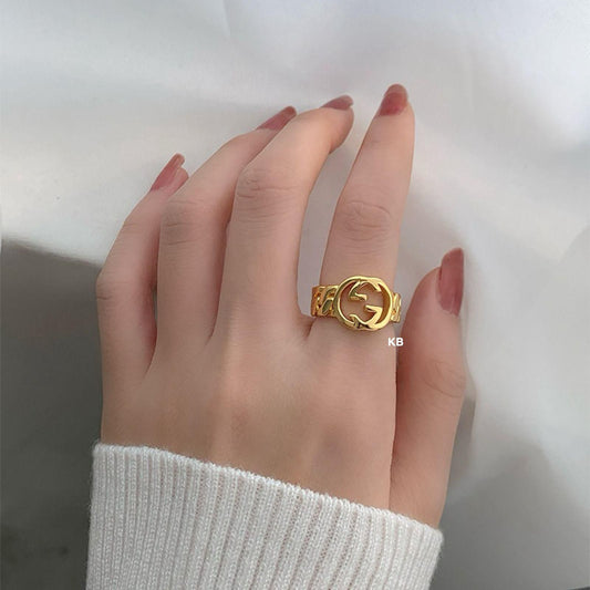 Amazing GG Interlock Ring