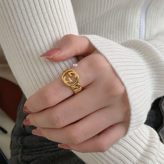 Amazing GG Interlock Ring
