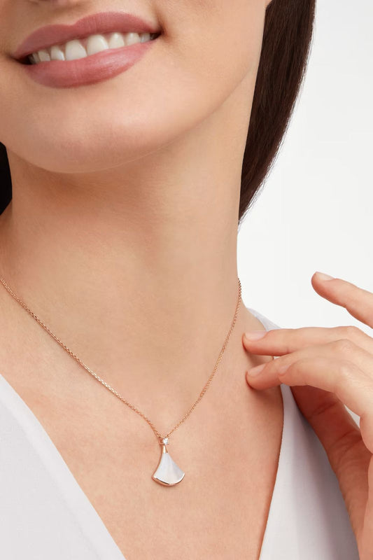 Amazing Bvgari Dream Necklace