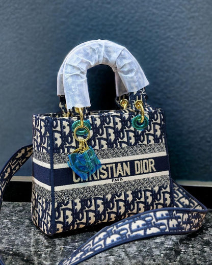 Amazing Lady Dor Bag