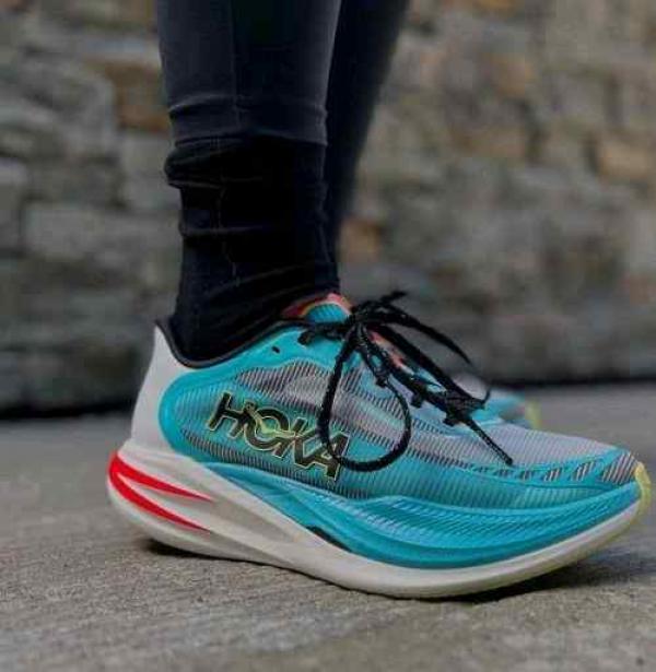 Amazing Hoka One Celio 2.0 Shoes