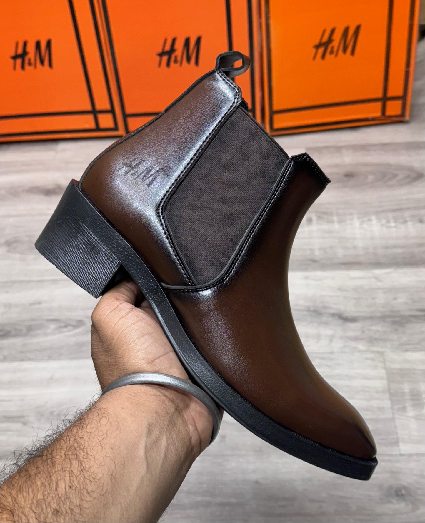 Amazing H&M Chelsea Boots