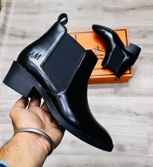 Amazing H&M Chelsea Boots