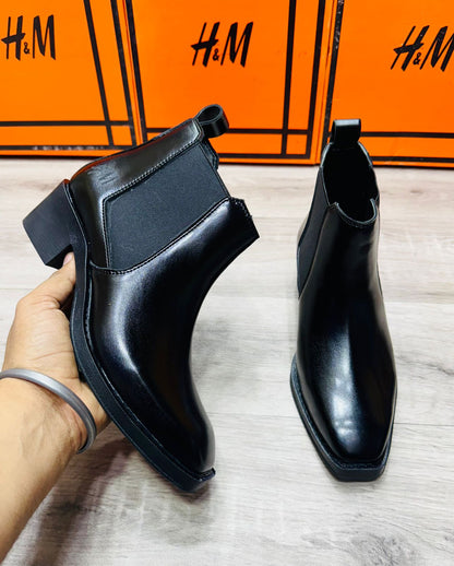 Amazing H&M Chelsea Boots