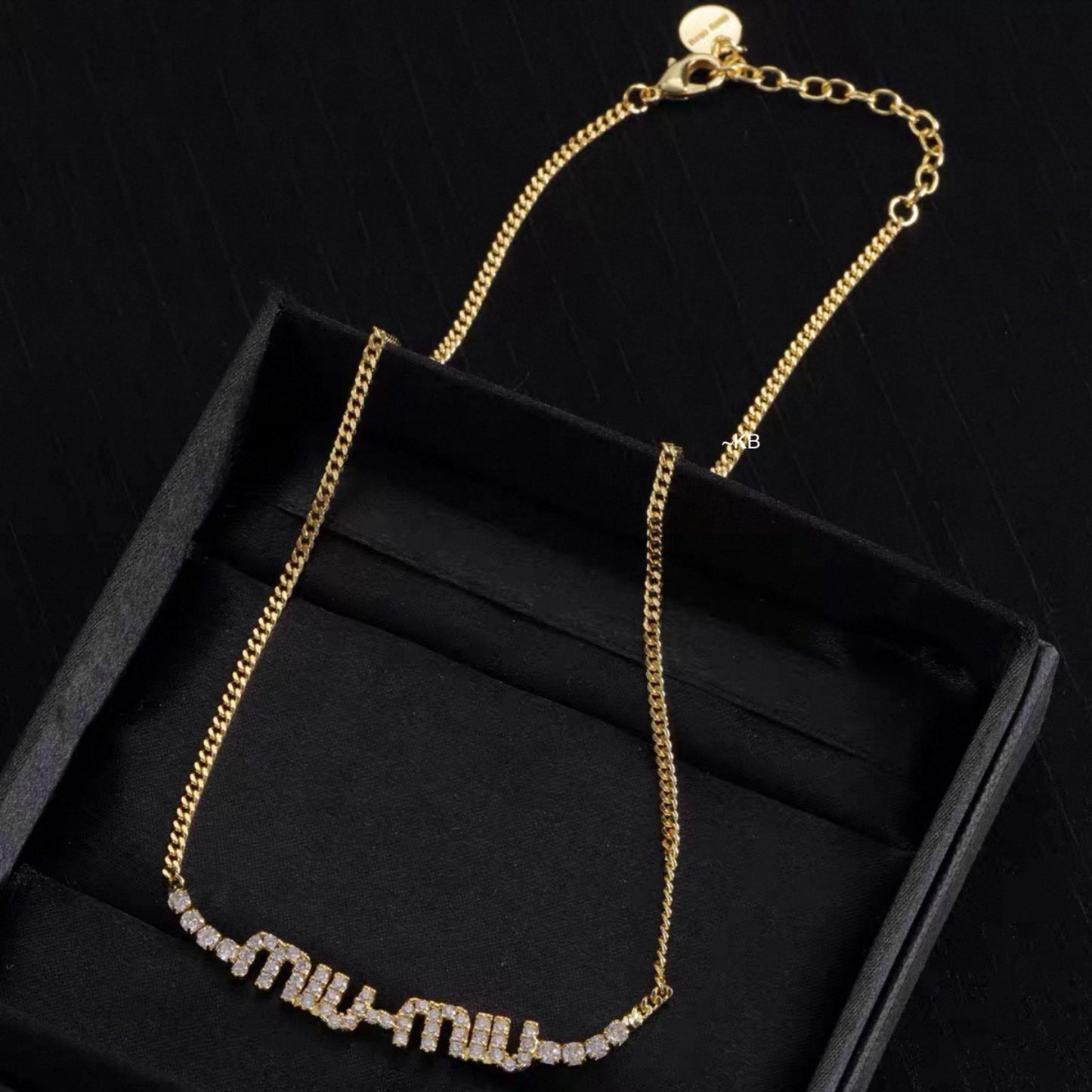 Amazing Miu Crystal Necklace