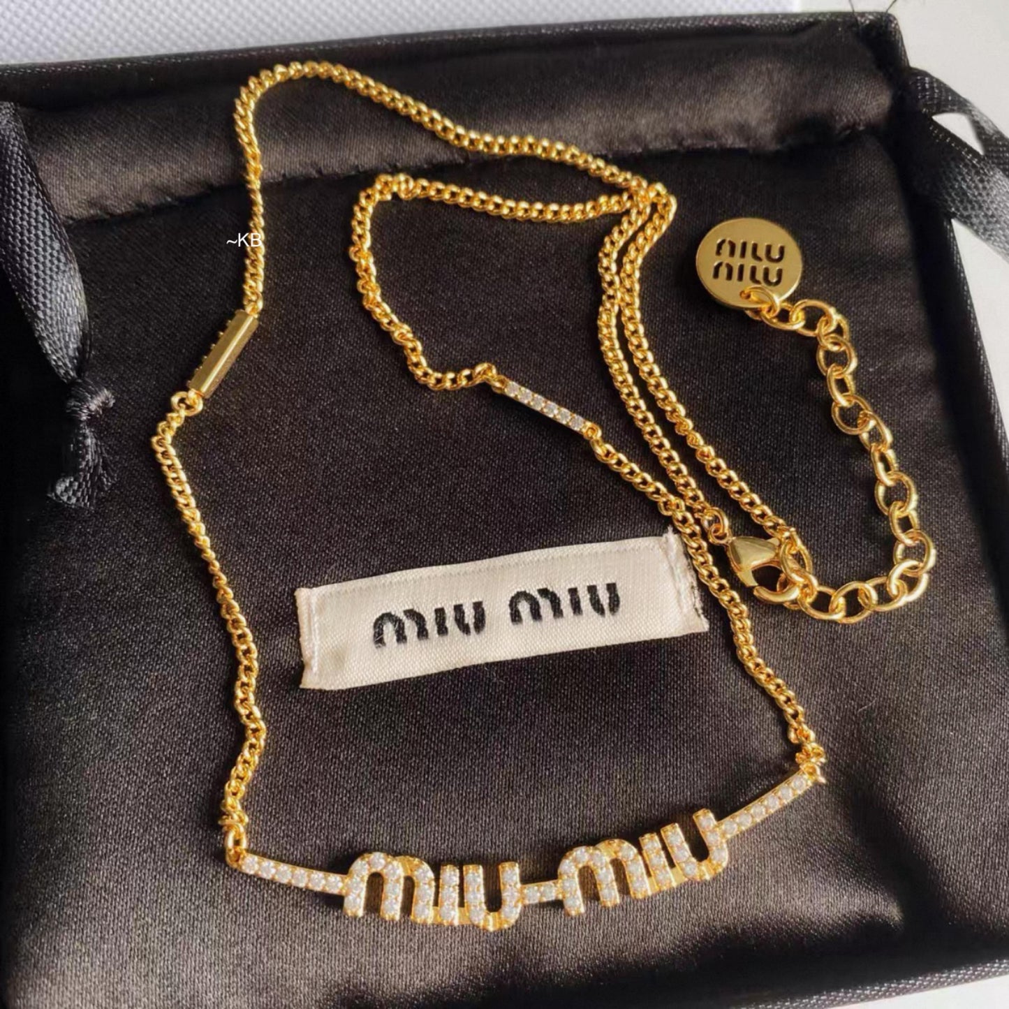 Amazing Miu Crystal Necklace