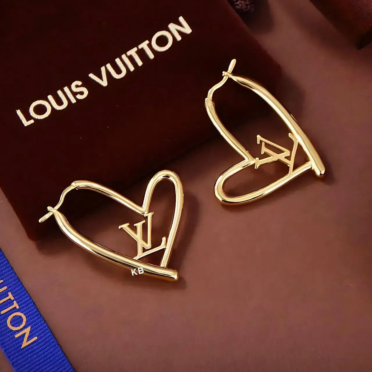 Luxury Fall In Love Heart Design Women's Earrings