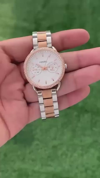 Elegant Rose Gold Women’s Chronograph Watch