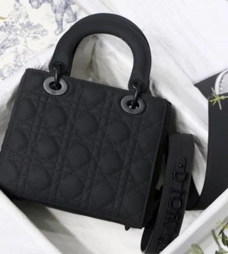 Luxury Women’s Leather Handbag