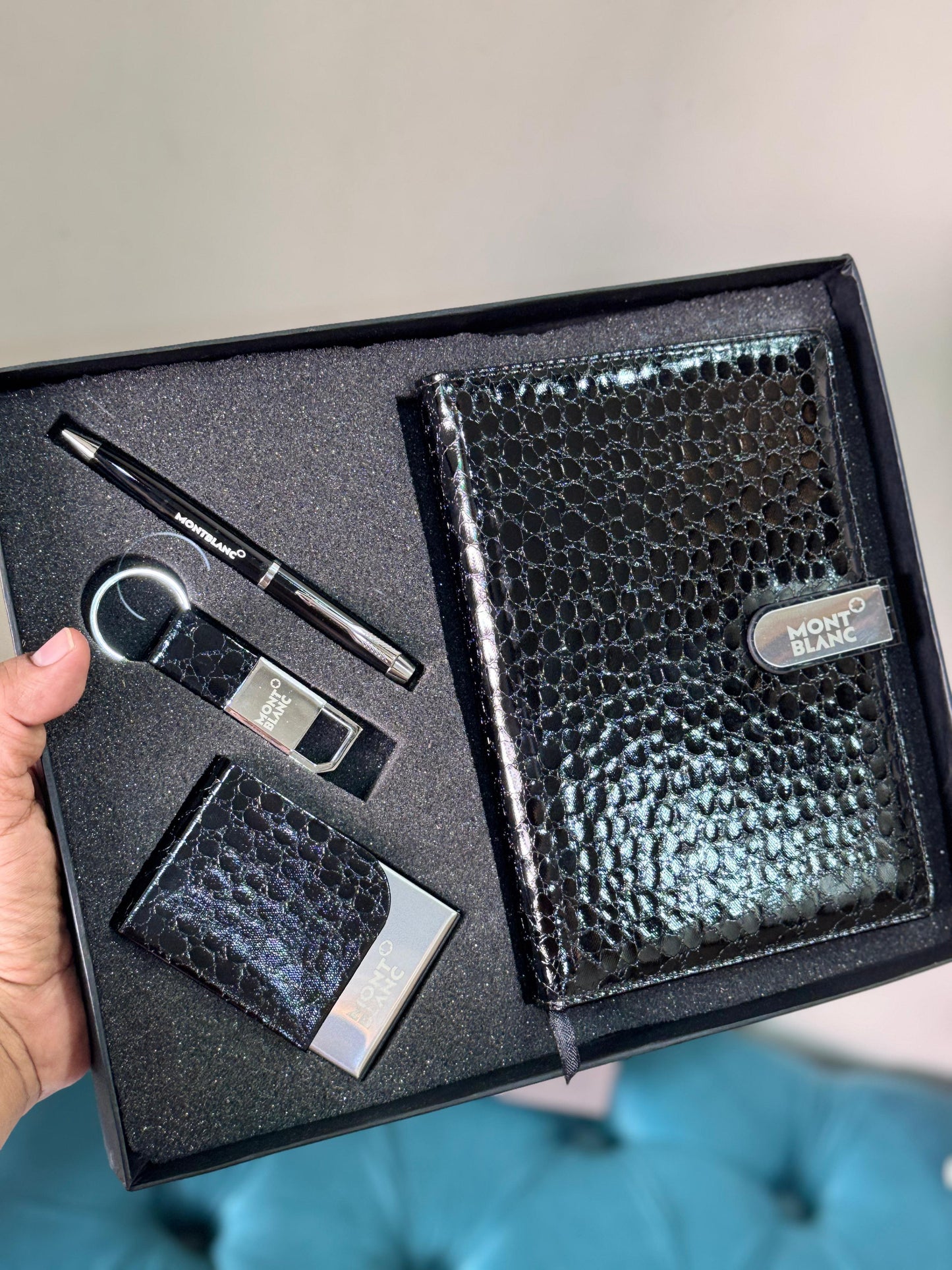 Premium 4-in-1 Luxury Gift Set