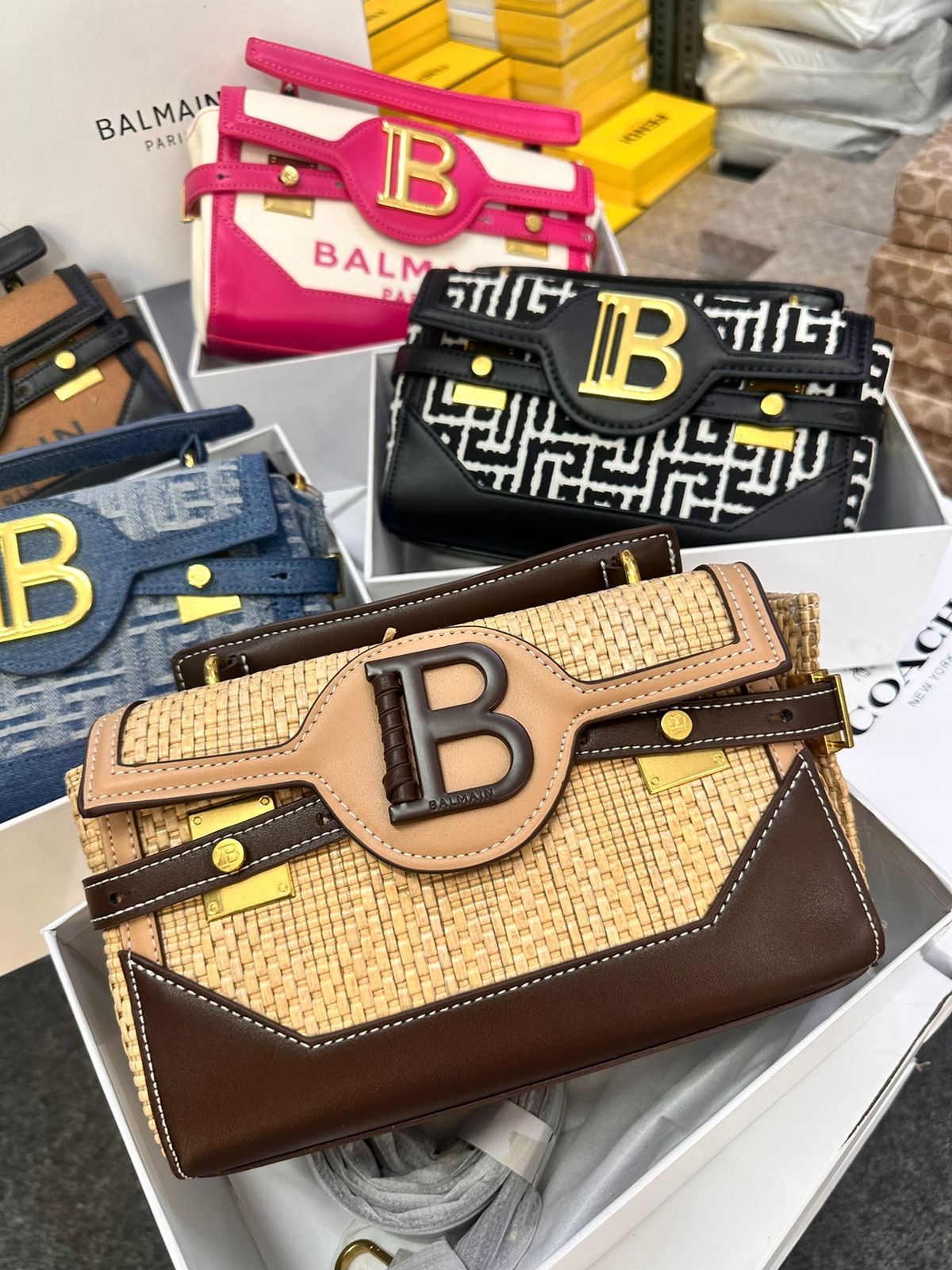 Luxury Premium Buzz Bag (For Women)