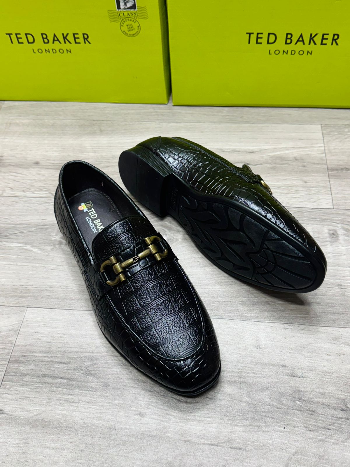 Luxury premium loafers shoes