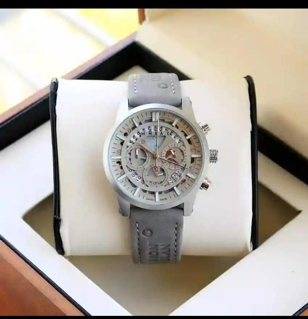 Men’s Premium Leather Strap Chronograph Watch