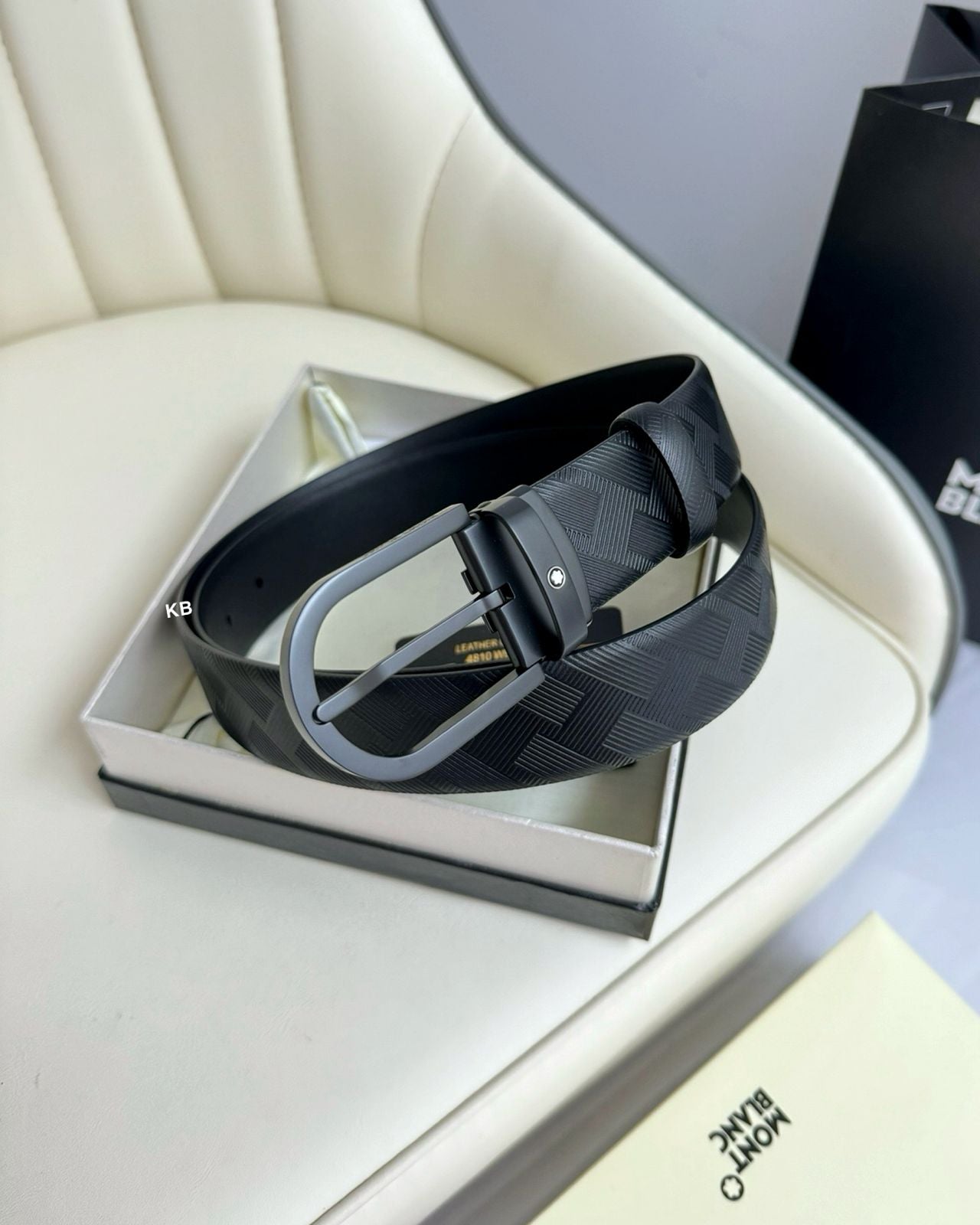 Men Luxury Black Leather Belt