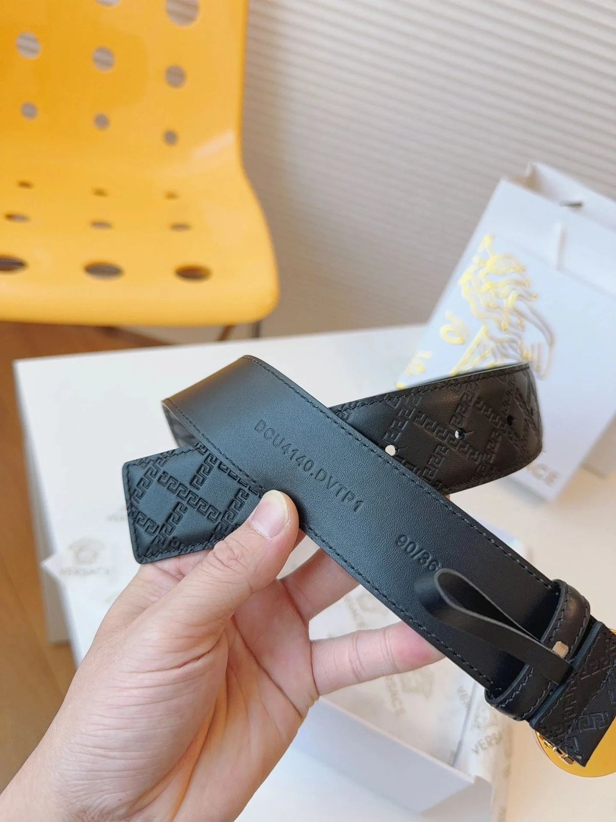 Luxury Medusa Biggie Leather Belt