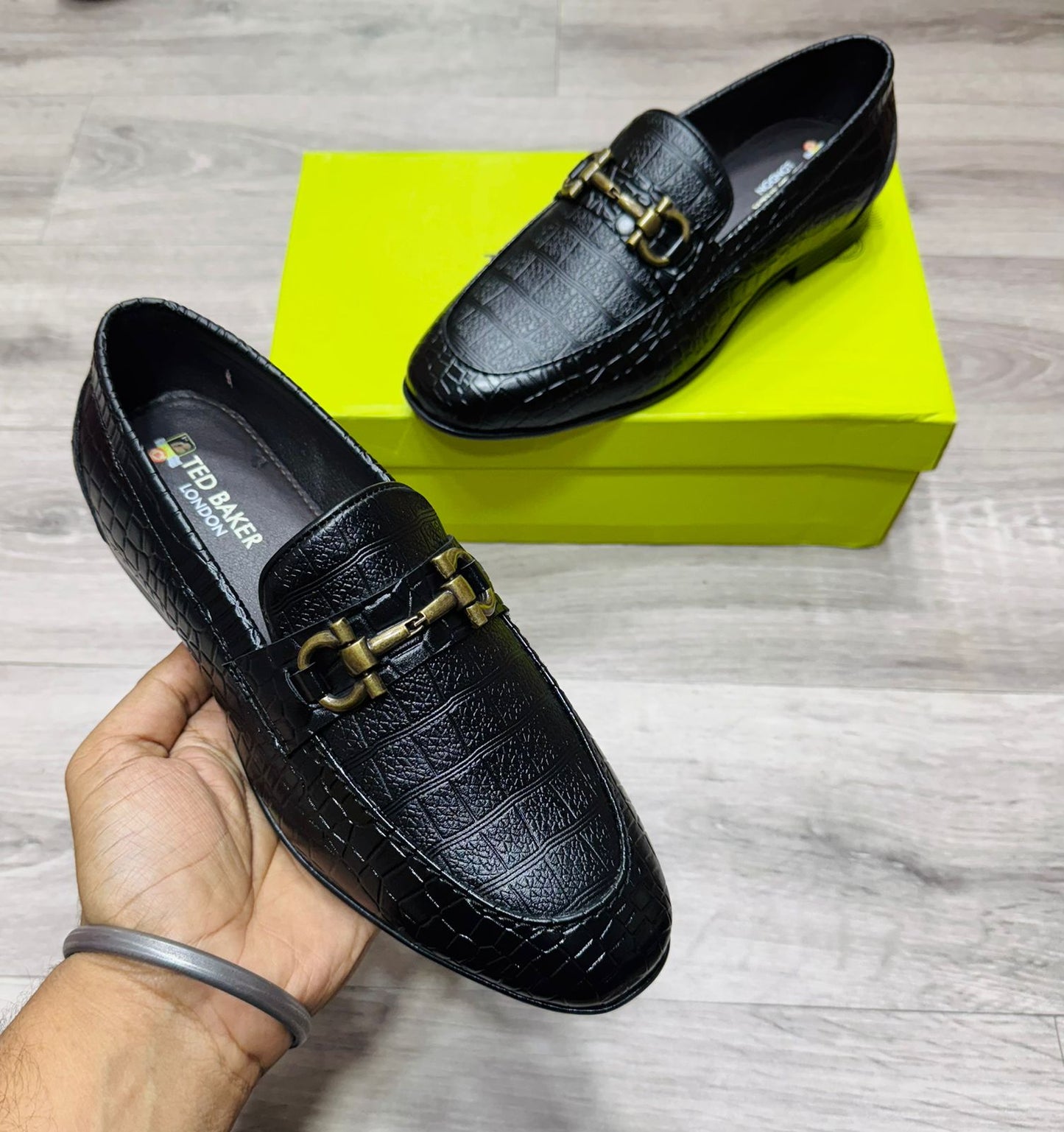 Luxury premium loafers shoes