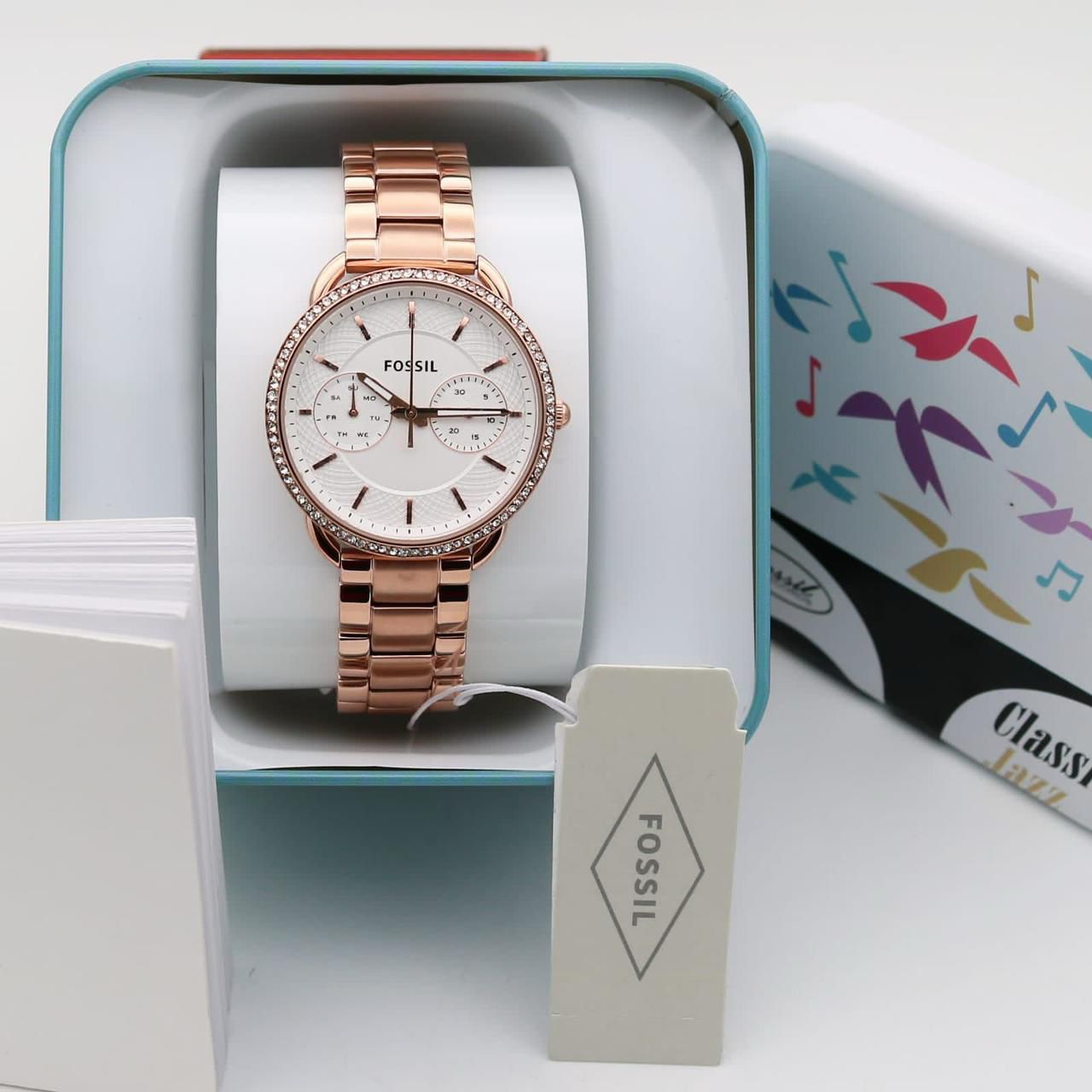 Elegant Rose Gold Women’s Chronograph Watch