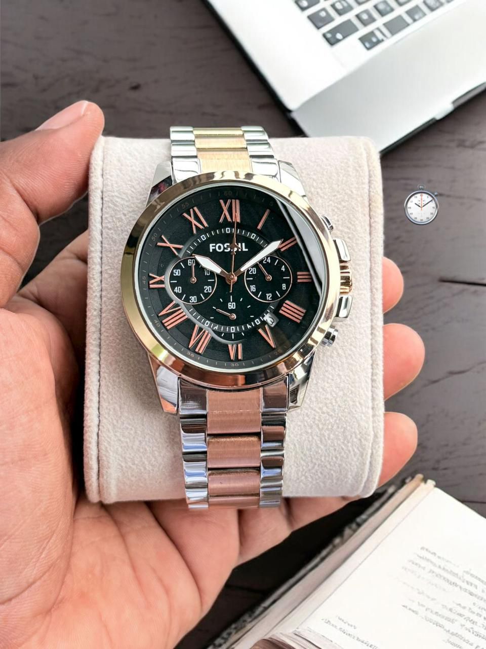 Elegant Men’s Chronograph – Premium Metal Strap Watch