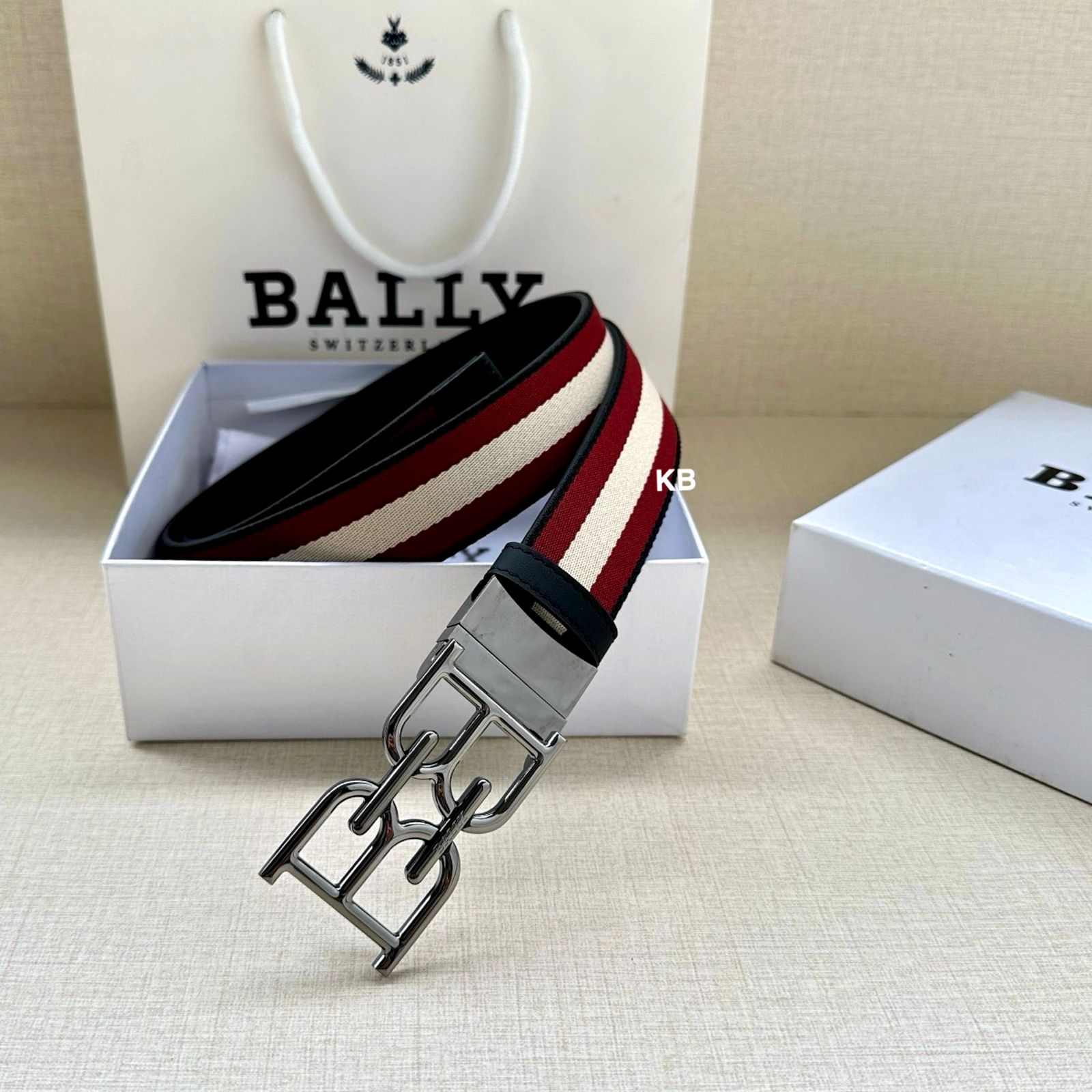 Luxury Men’s Chain Belt