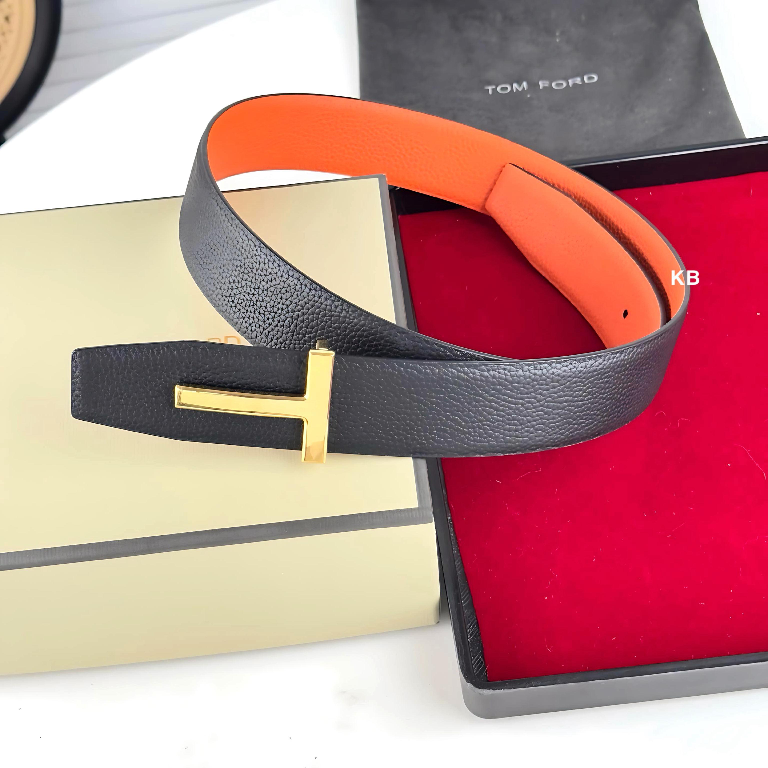 Premium Italian Leather Belt with Elegant Buckle – Unisex Edition