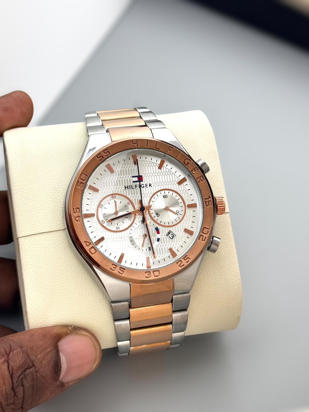 Luxury Men’s Metal Chronograph Watch