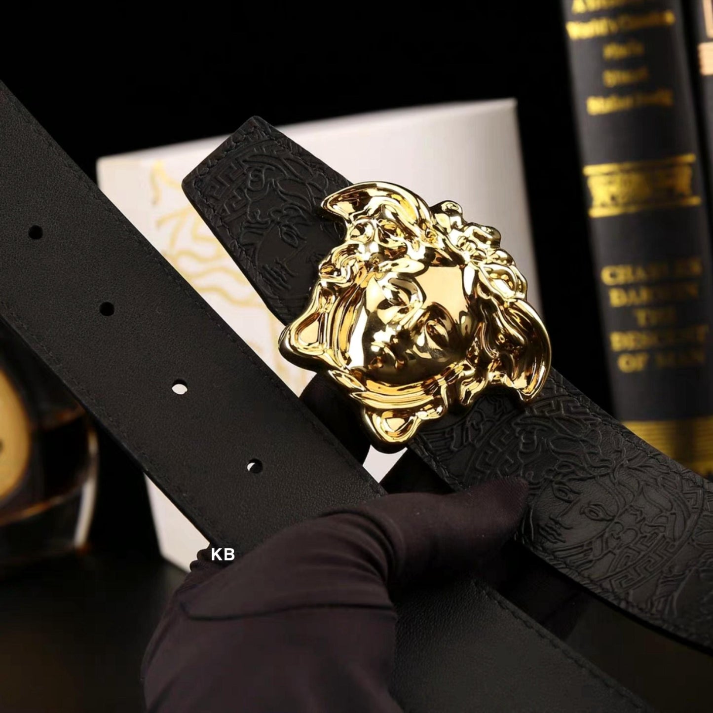 Amazing Medusa Embossed Reversible belt