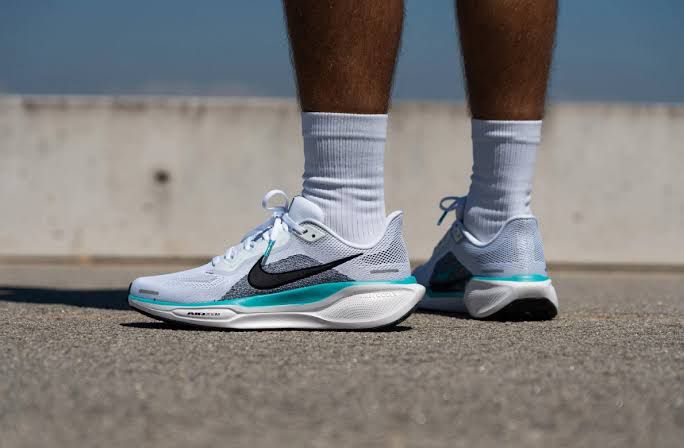 Luxury Men’s Pegasus 41 Sneakers