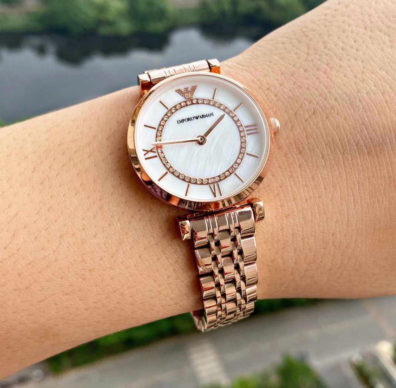 Elegant Rose Gold Ladies Watch