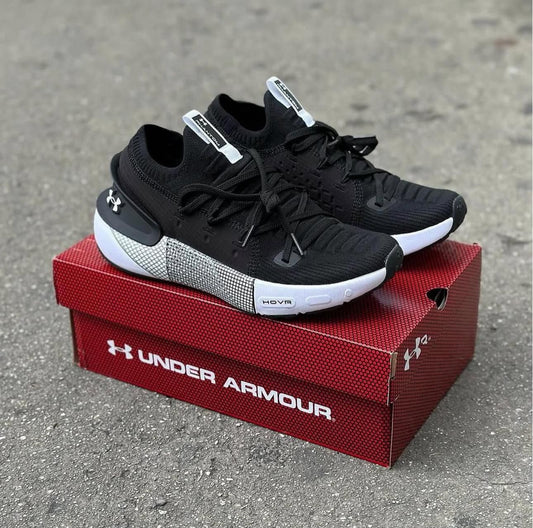 Amazing UA Hovr Phantom Men’s Shoes