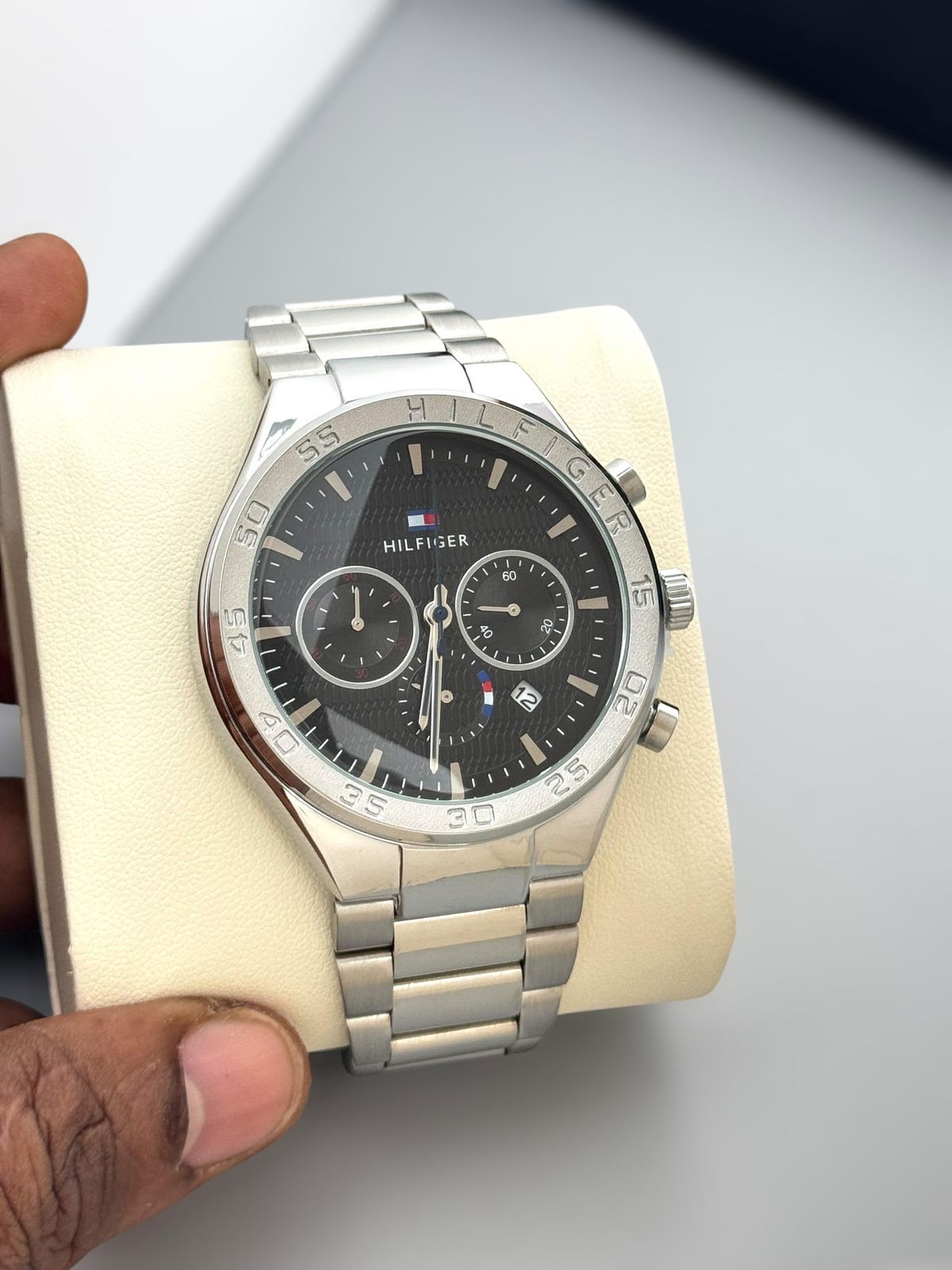 Luxury Men’s Metal Chronograph Watch