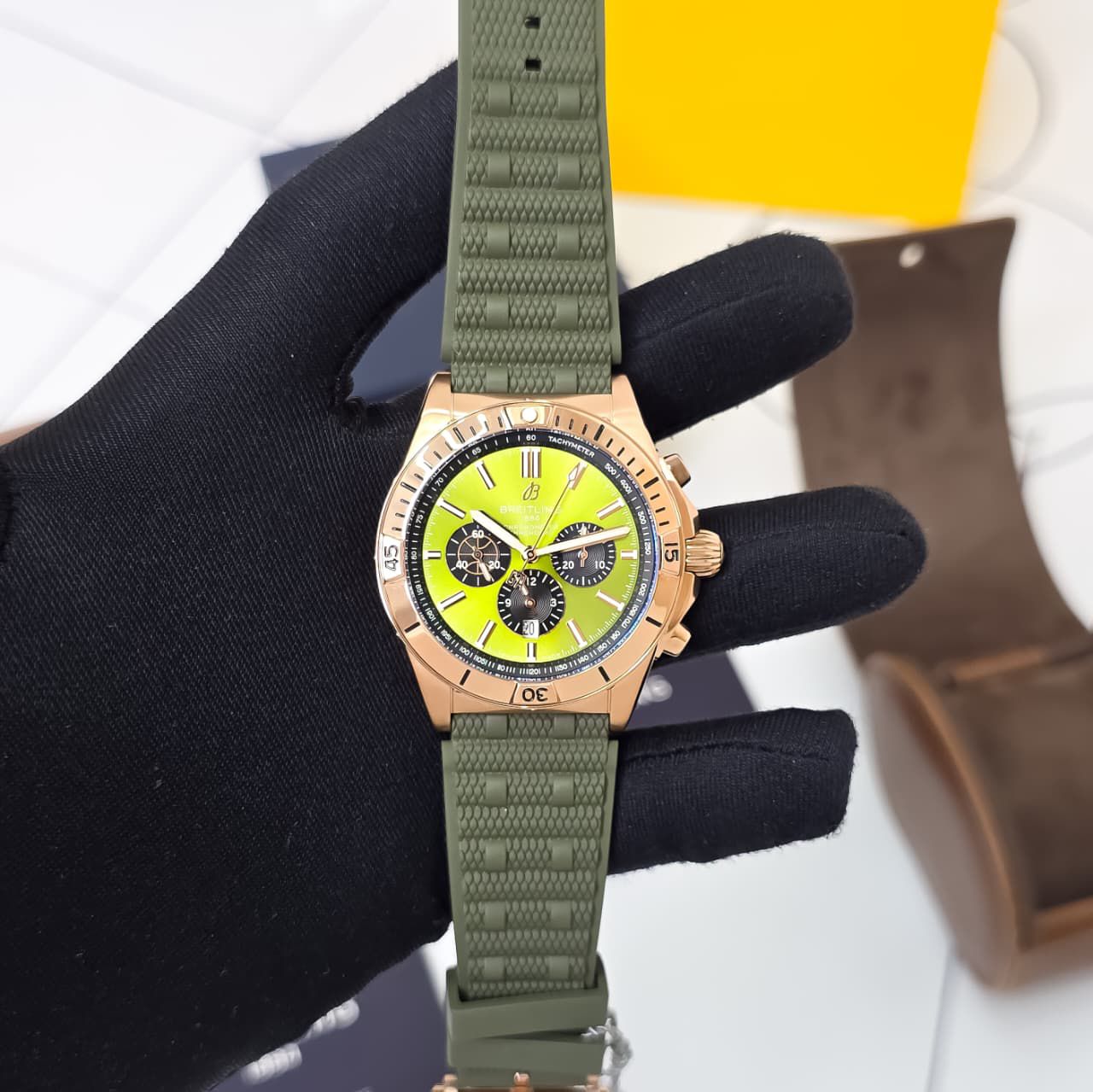 Luxury Versatile Chronomat in a limited-edition Watch