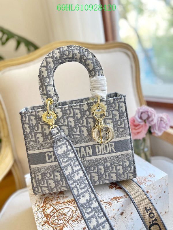 Fully Embroidered Lady-Style Handbag