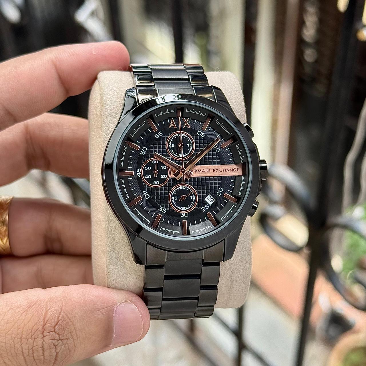 Bold & Stylish – Modern Chronograph Men’s Watch
