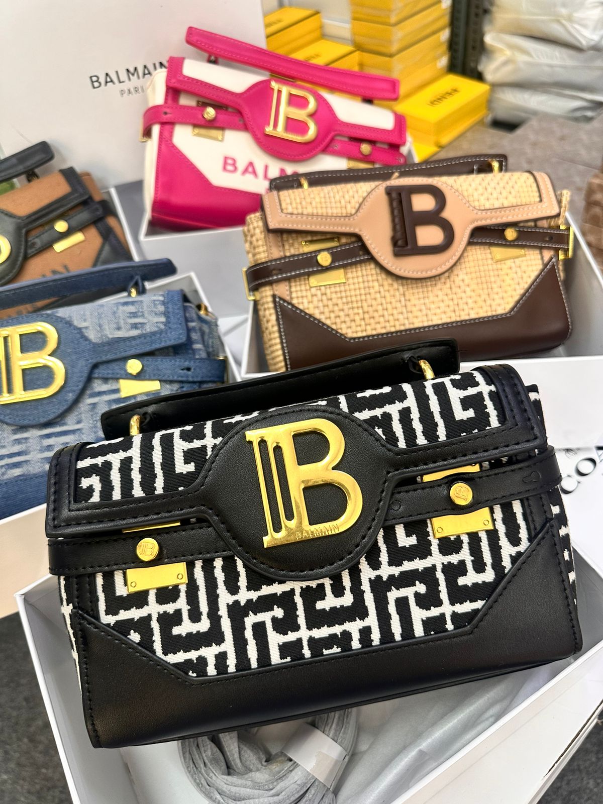 Luxury Premium Buzz Bag (For Women)