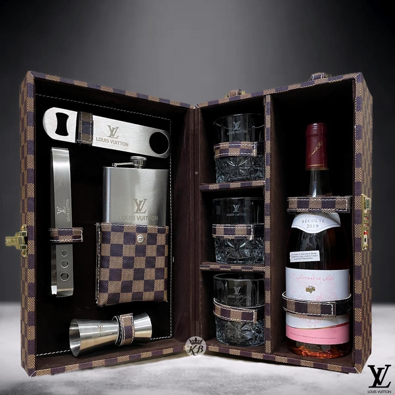 Luxury Leatherette Whiskey Case with 3 Glasses