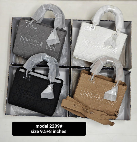 Luxury Women’s Leather Handbag