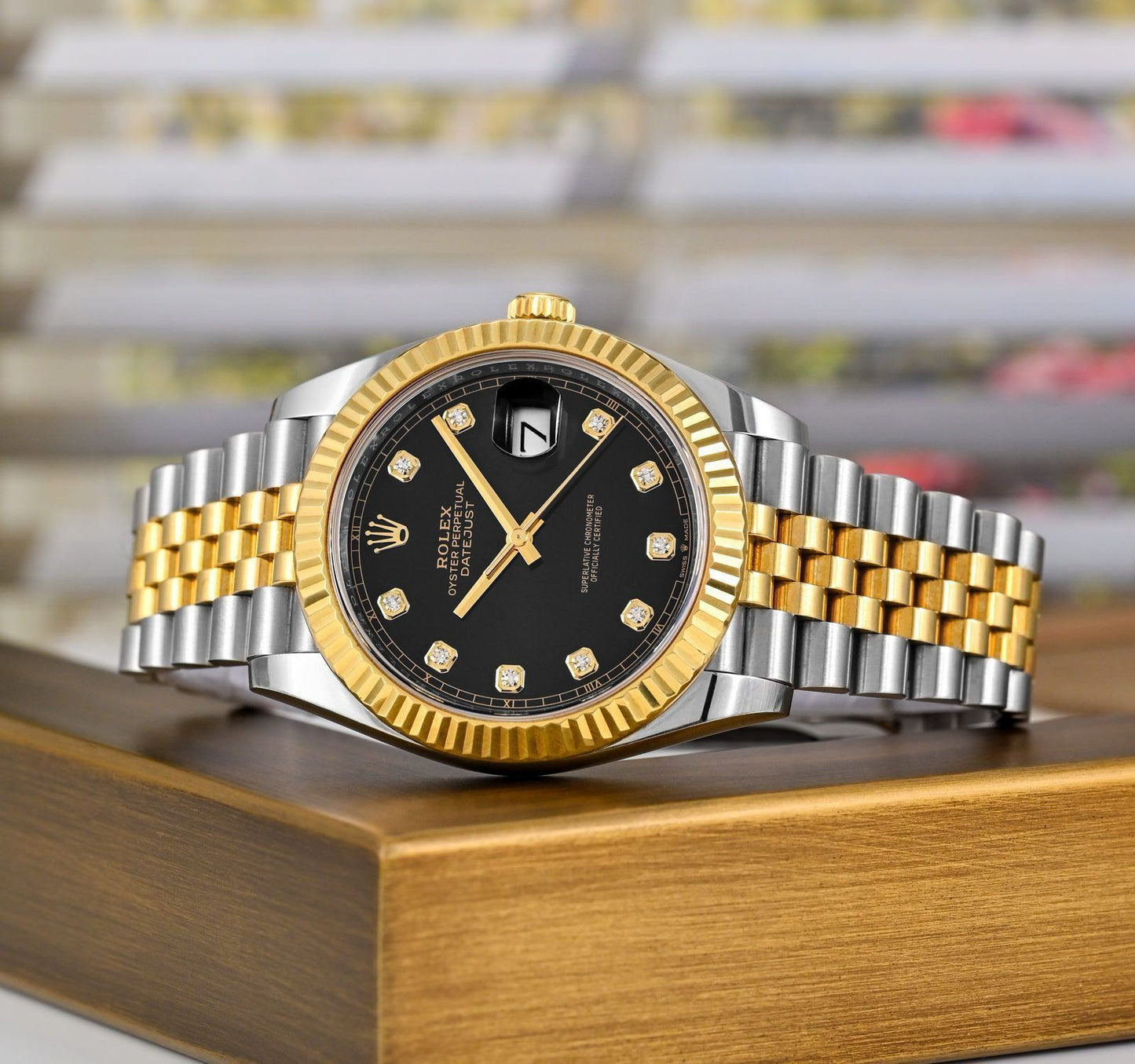 Rolex Oyster Perpetual
For Men's Watch