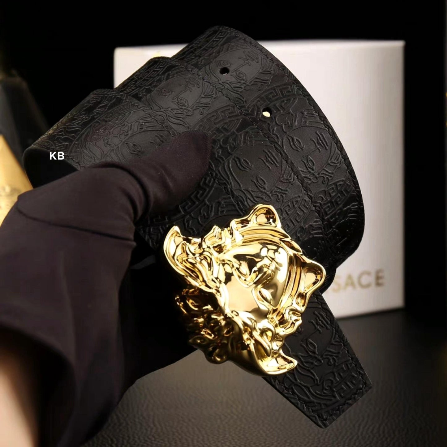 Amazing Medusa Embossed Reversible belt
