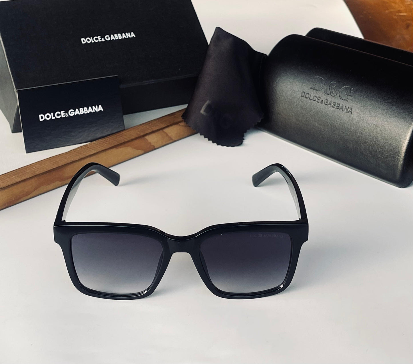 Stylish Unisex Square Frame Shades